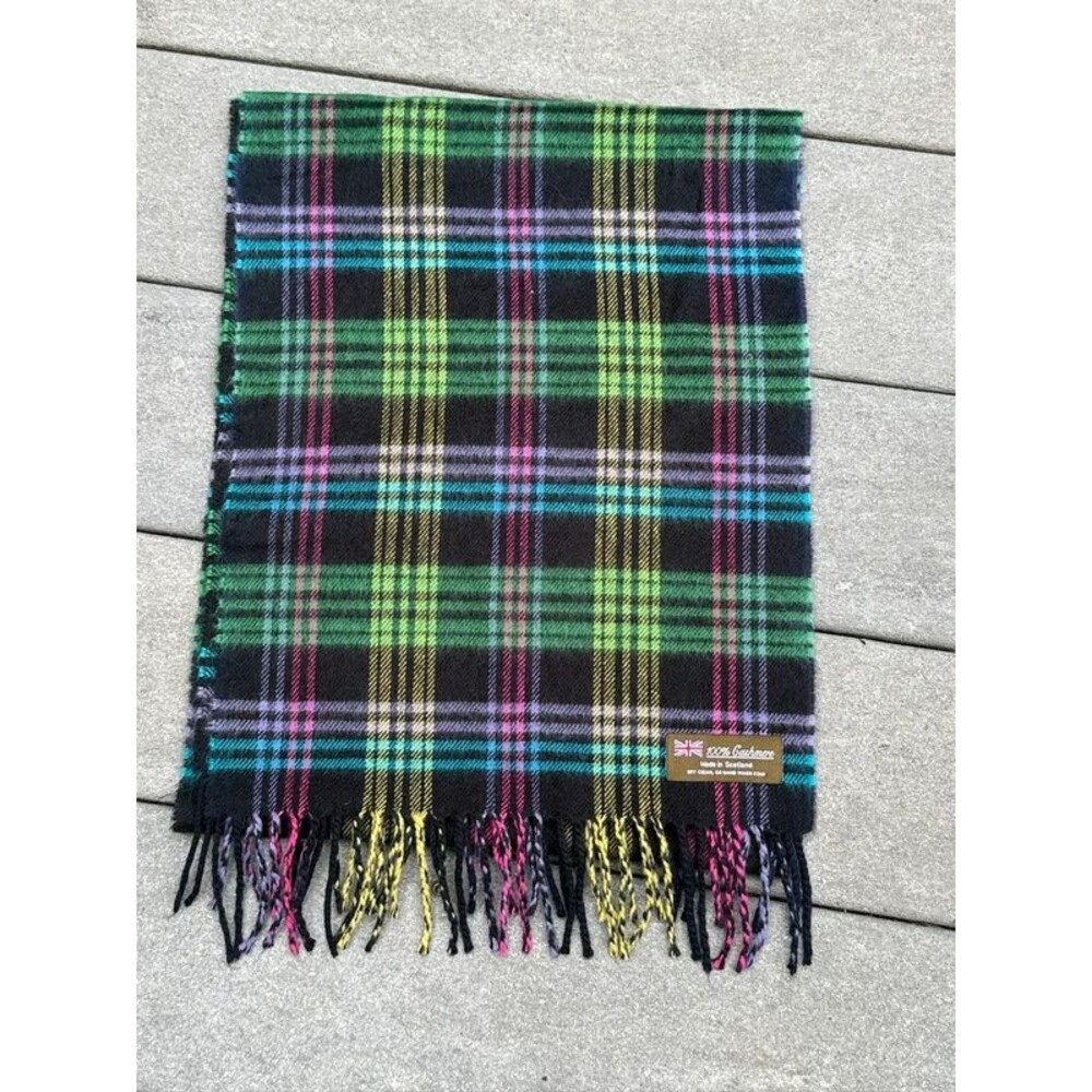 Vintage 100% cashmere Scottish tartan plaid green scarf